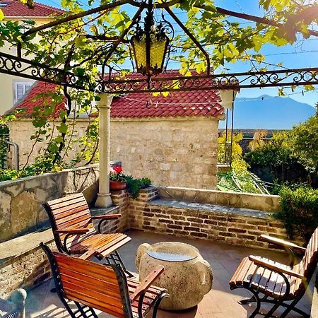 Old Town House With Private Garden Apartment Budva Exterior photo