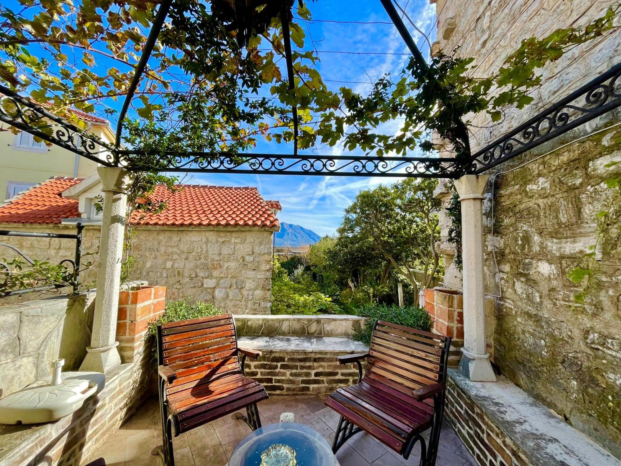 Old Town House With Private Garden Apartment Budva Exterior photo