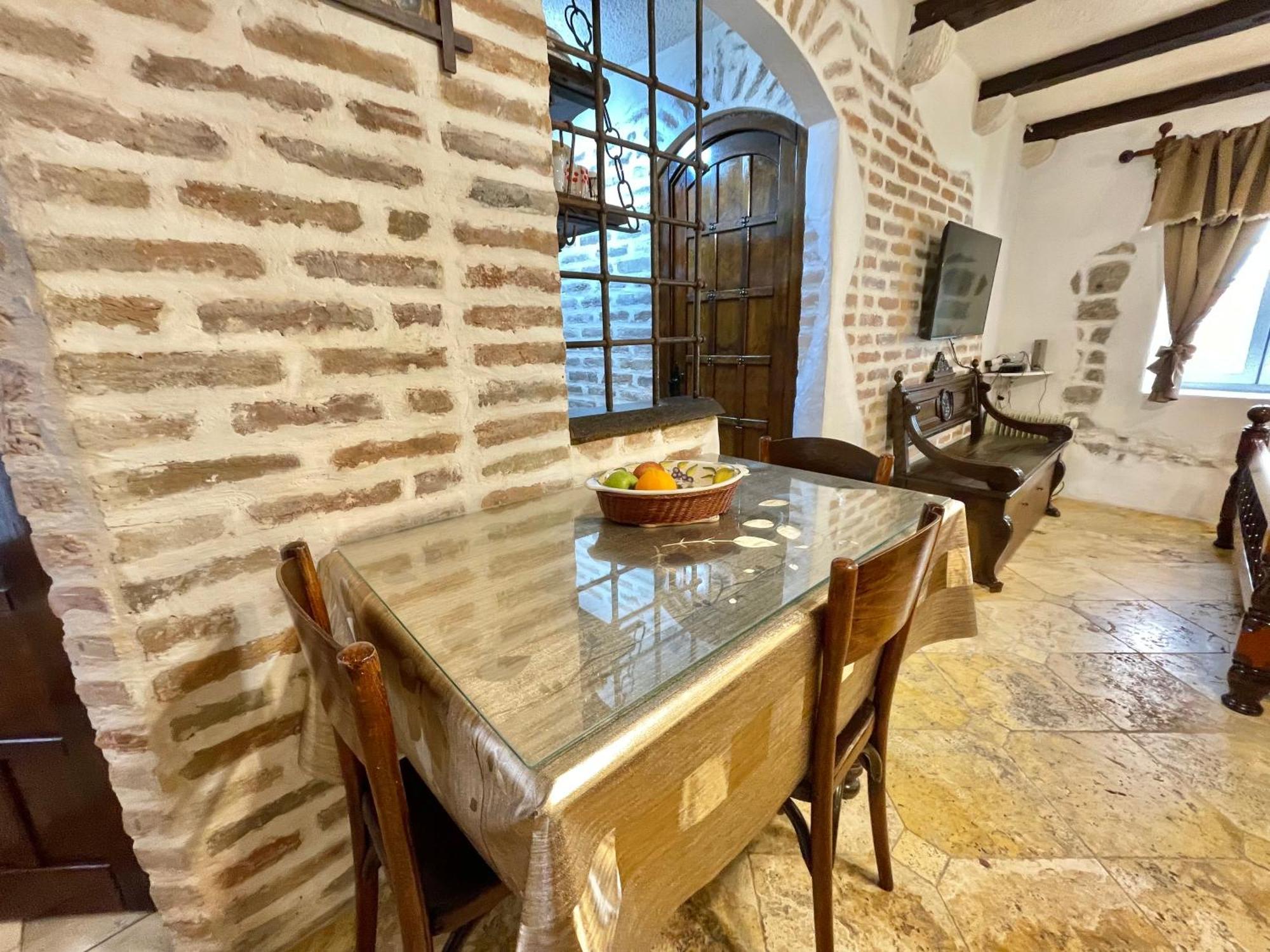 Old Town House With Private Garden Apartment Budva Exterior photo